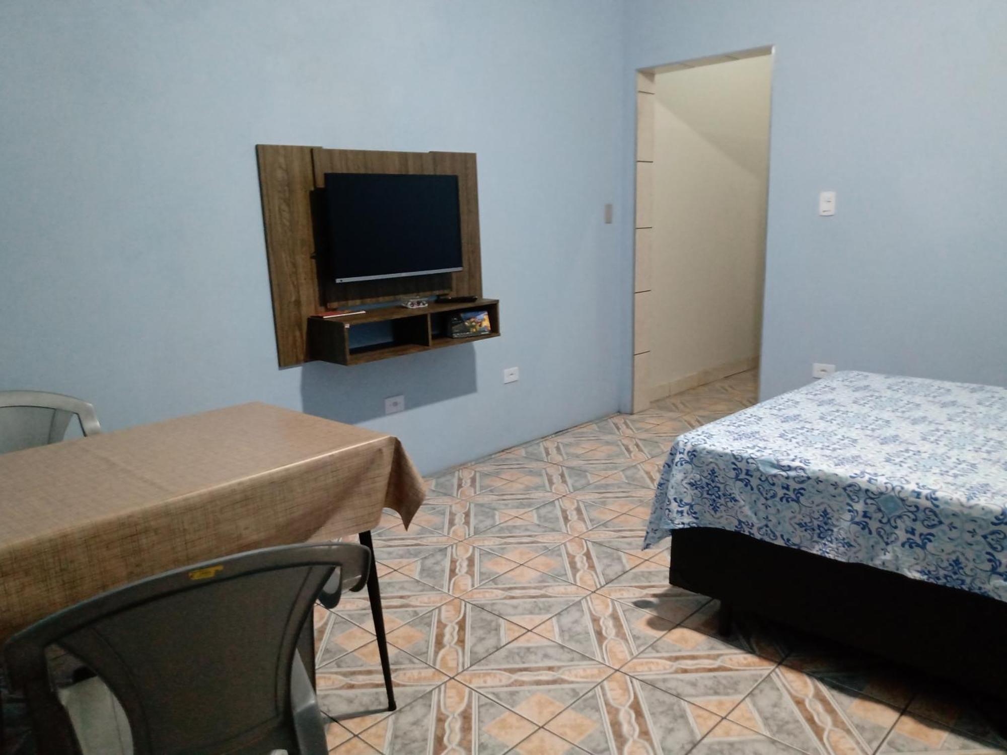 Quarto Familiar, Aeroporto 과룰류스 외부 사진