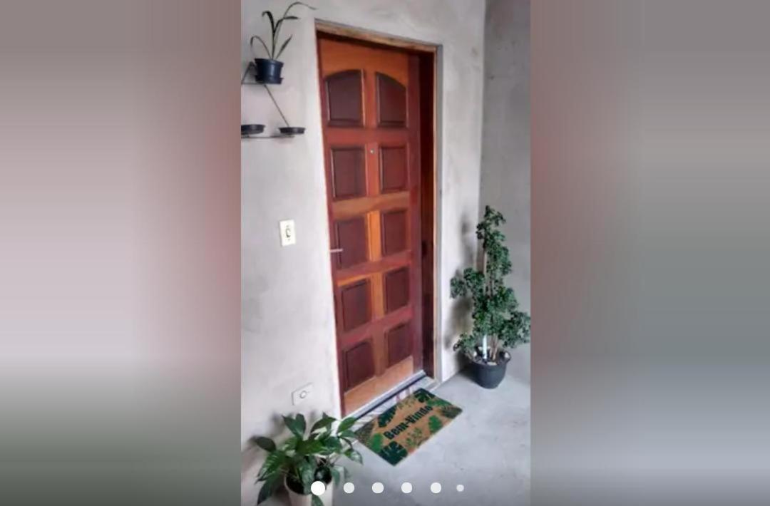 Quarto Familiar, Aeroporto 과룰류스 외부 사진